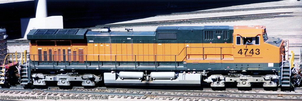 BNSF C44-9W 4743